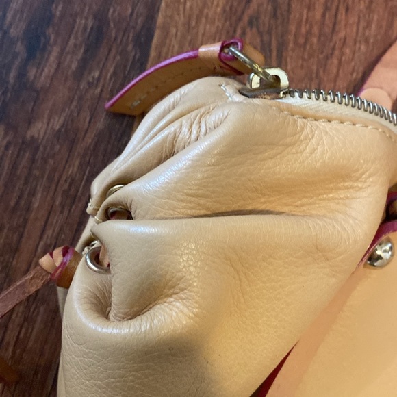 Dooney & Burke small purse - Picture 4 of 16